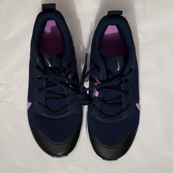 Nike Omni Multi-Court Sneakers - size 6.5 - Picture 7 of 9